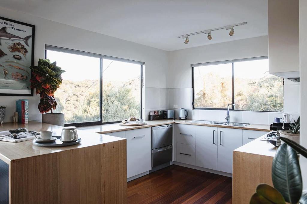 Driftwood Rest Binalong Bay Sleeps 4 Villa Exterior photo